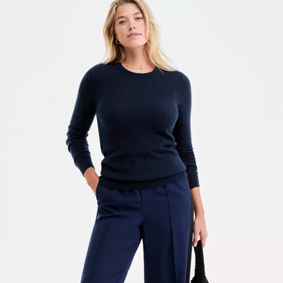 NWT Charter Club Luxury 100% Cashmere Navy Crewneck Size Large - Picture 2 of 4
